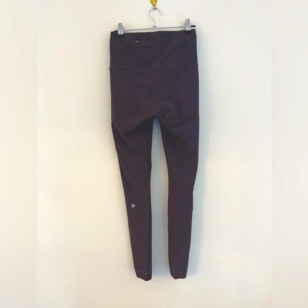 Lululemon Compression 28” High Rise Leggings, Size 4